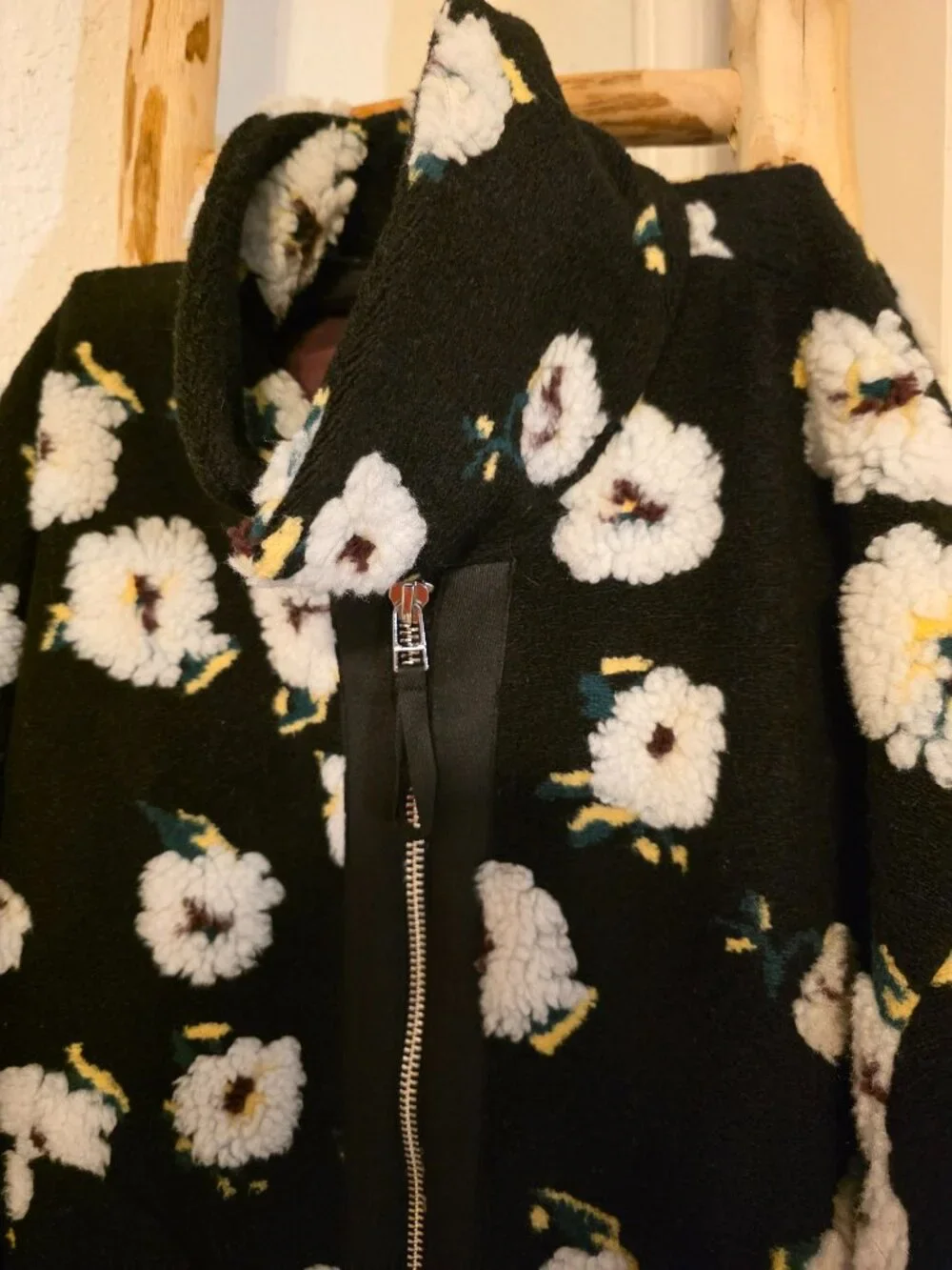 NWT Anthropologie Floral Sherpa Fleece Bomber Jacket Black White Daisy Medium M
